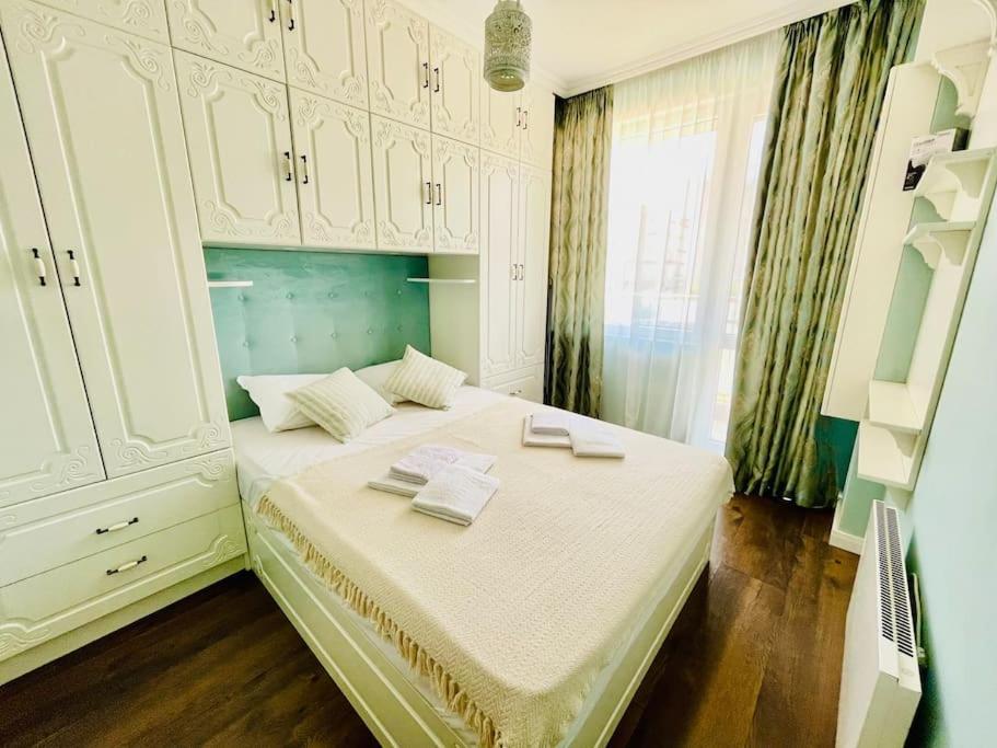 Ferienwohnung Positano Warna Exterior foto