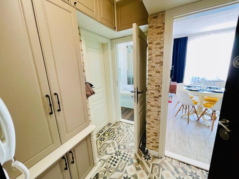 Ferienwohnung Positano Warna Exterior foto