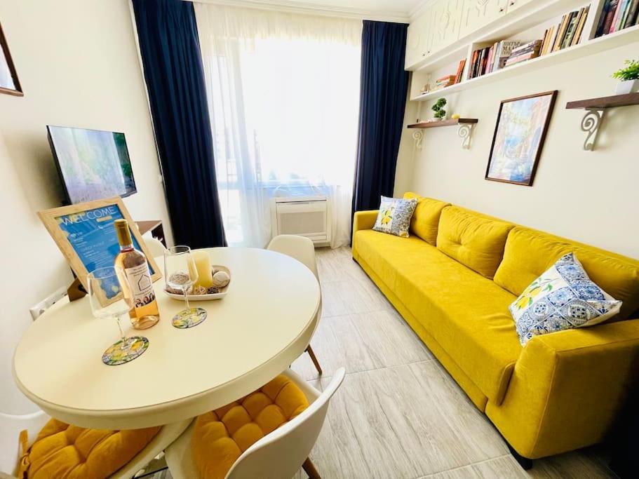 Ferienwohnung Positano Warna Exterior foto
