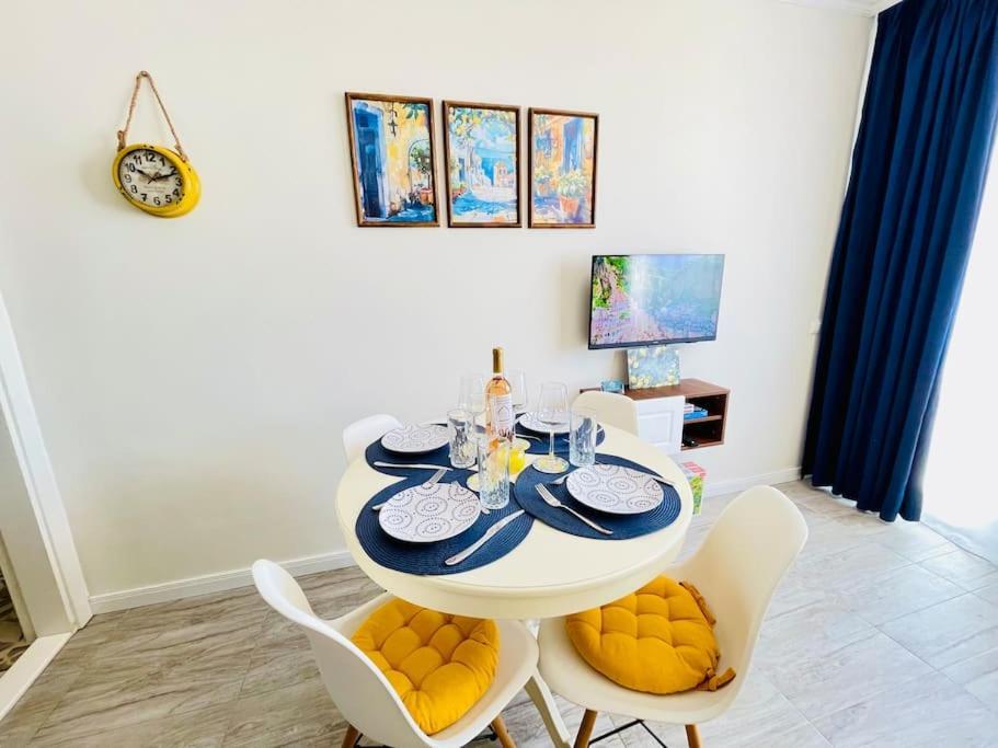 Ferienwohnung Positano Warna Exterior foto