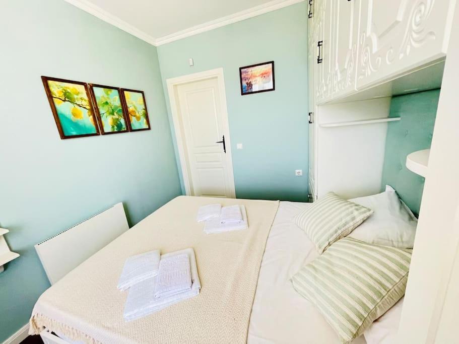 Ferienwohnung Positano Warna Exterior foto